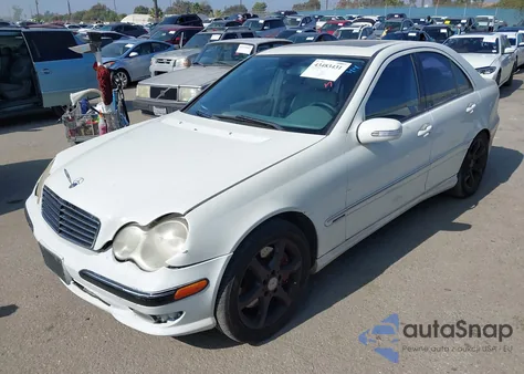 2007 Mercedes-Benz C 230 Sport из США, поврежденный, VIN WDBRF52HX7A936944